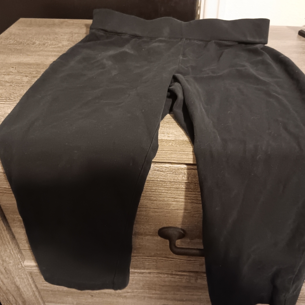 Capri pants
